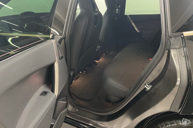 BMW IX 9