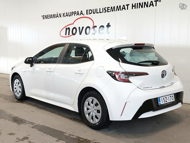 Toyota Corolla 4