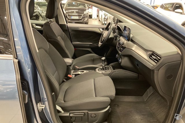 Ford FOCUS 10