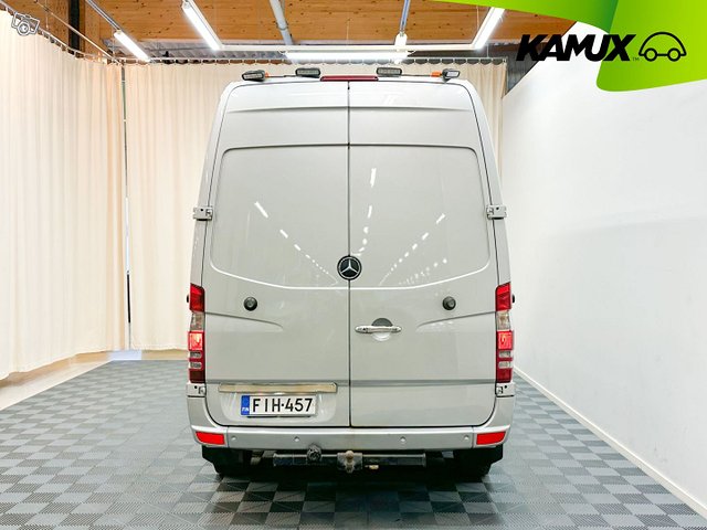 Mercedes-Benz Sprinter 5