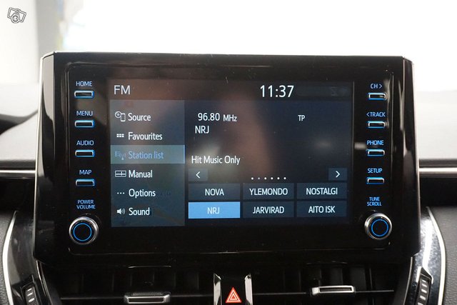 Toyota Corolla 16