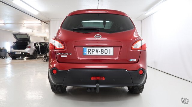 NISSAN Qashqai+2 4