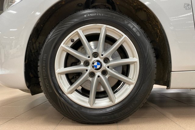 BMW 218 7