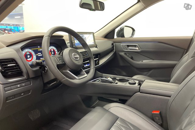 Nissan X-Trail 7