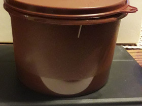 Tupperware kahvipurkki, Säilytysastiat ja rasiat, Keittiötarvikkeet ja astiat, Helsinki, Tori.fi Tupperware kahvipurkki, Säilytysastiat ja rasiat, Keittiötarvikkeet ja astiat, Helsinki, Tori.fi