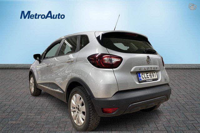 RENAULT Captur 6