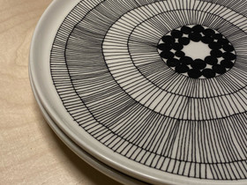 Marimekko siirtolapuutarha lautaset, Ruokailuastiat ja aterimet, Keittiötarvikkeet ja astiat, Espoo, Tori.fi Marimekko siirtolapuutarha lautaset, Ruokailuastiat ja aterimet, Keittiötarvikkeet ja astiat, Espoo, Tori.fi