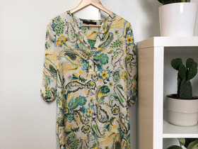 Kuviollinen mekko XS, Vaatteet ja kengät, Laukaa, Tori.fi Kuviollinen mekko XS, Vaatteet ja kengät, Laukaa, Tori.fi