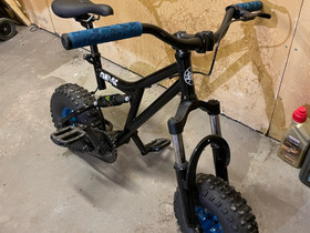 Mini downhill bike, Muut pyörät, Polkupyörät ja pyöräily, Turku, Tori.fi Mini downhill bike, Muut pyörät, Polkupyörät ja pyöräily, Turku, Tori.fi