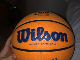 Wilson sisäpeli pallo, Pallopelit, Urheilu ja ulkoilu, Tampere, Tori.fi Wilson sisäpeli pallo, Pallopelit, Urheilu ja ulkoilu, Tampere, Tori.fi