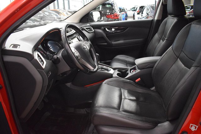 Nissan Qashqai 11