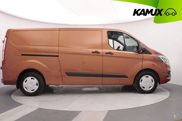 Ford Transit Custom 3
