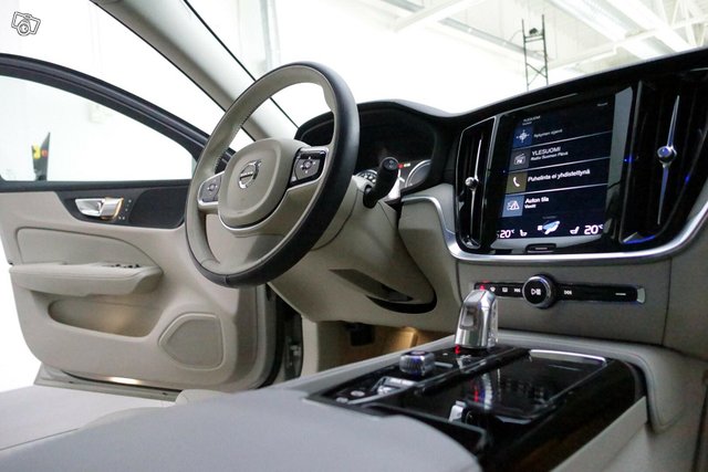 Volvo V60 20