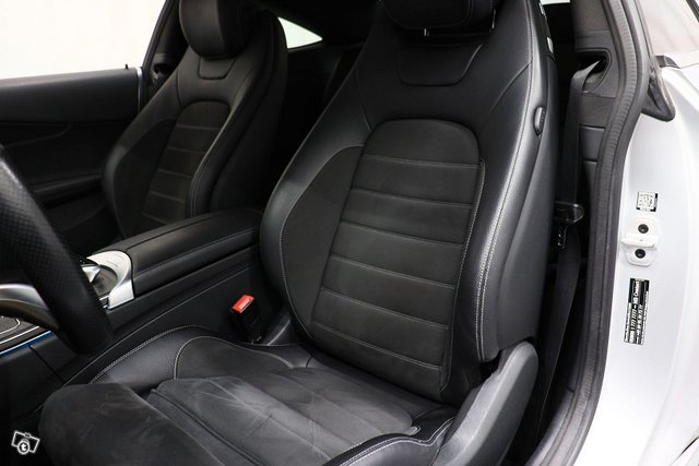 Mercedes-Benz C 23