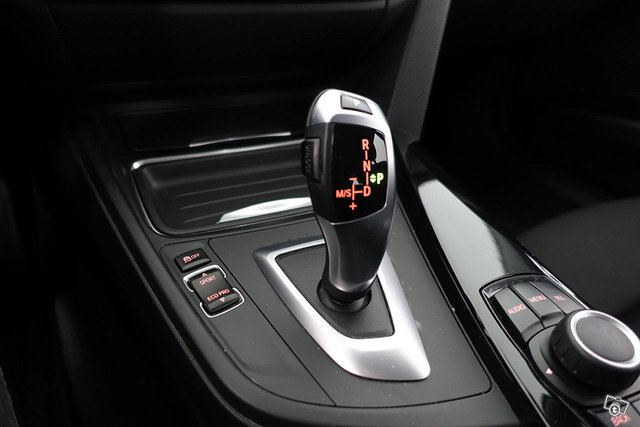 BMW 318 22