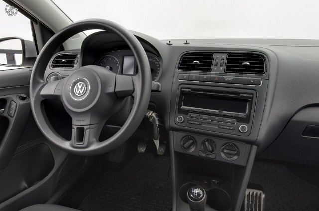 Volkswagen Polo 10