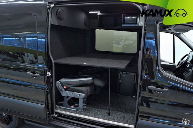 Ford Transit 12