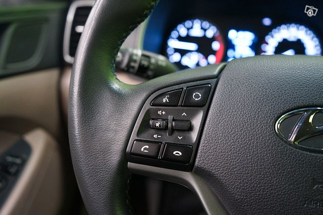 Hyundai Tucson 16