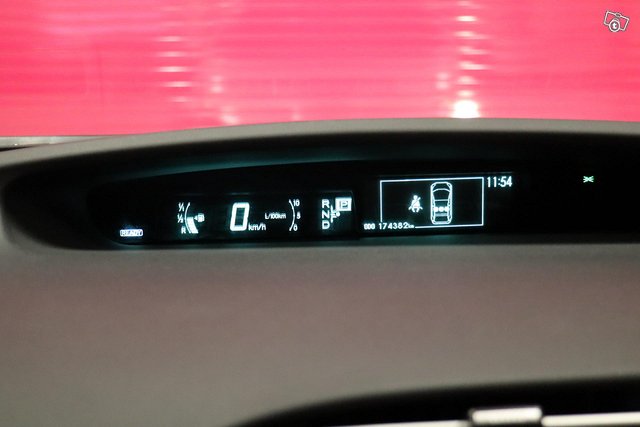 Toyota Prius 11