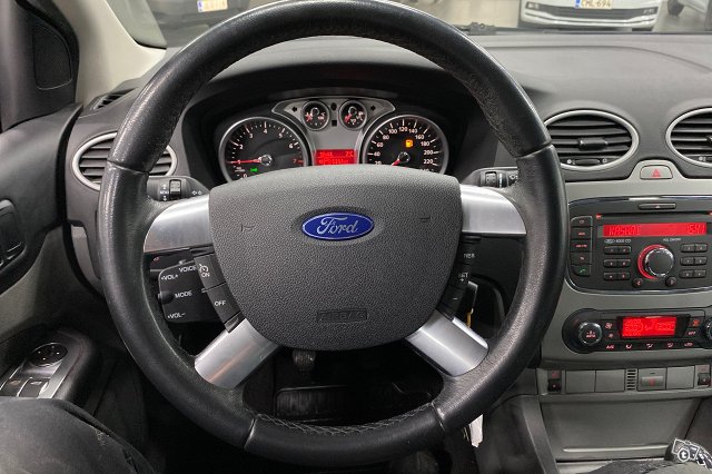 Ford Focus 14