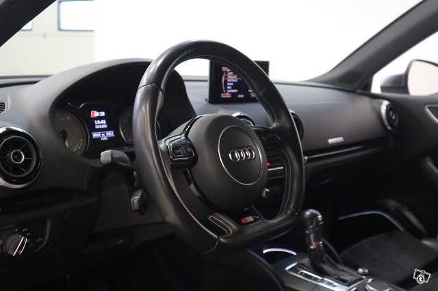 Audi S3 9