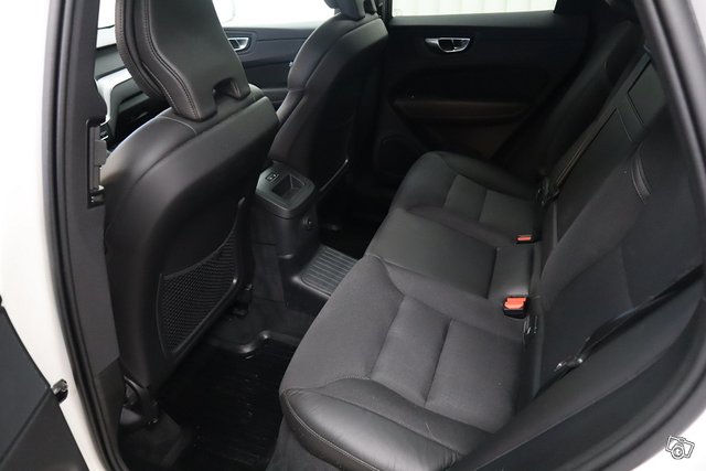 Volvo XC60 6