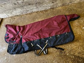 Fairfield fullneck ulkotoppa 135cm/200g, Satulat ja varusteet, Hevoset ja hevosurheilu, Savonlinna, Tori.fi Fairfield fullneck ulkotoppa 135cm/200g, Satulat ja varusteet, Hevoset ja hevosurheilu, Savonlinna, Tori.fi