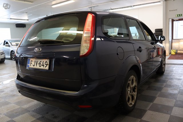 Ford Focus 6