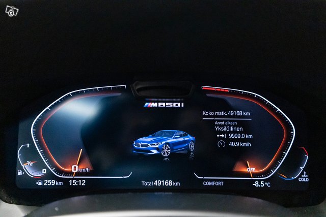 BMW M850i 11
