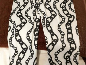 Legginssit ketjukuvio, Vaatteet ja kengät, Helsinki, Tori.fi Legginssit ketjukuvio, Vaatteet ja kengät, Helsinki, Tori.fi