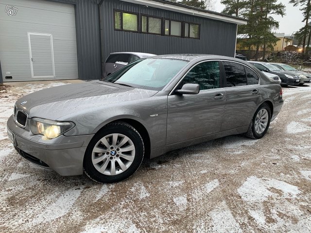 BMW 730