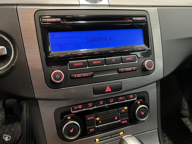 Volkswagen Passat 10