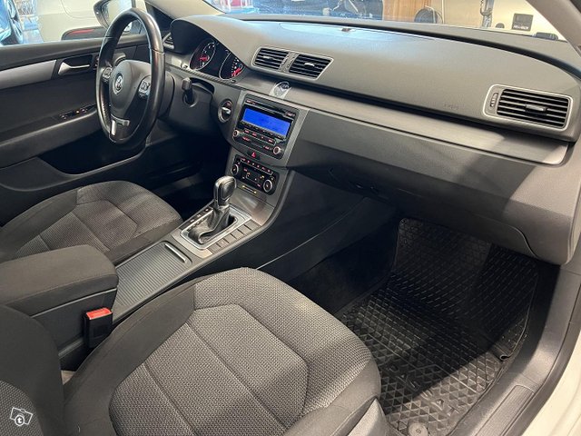 Volkswagen Passat 16