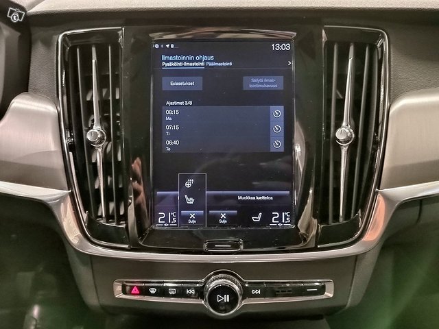 VOLVO V90 14