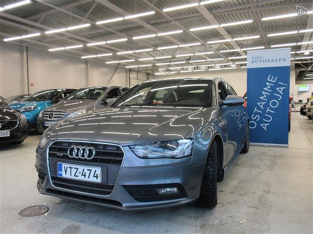 AUDI A4