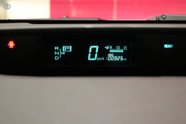 Toyota Prius 14