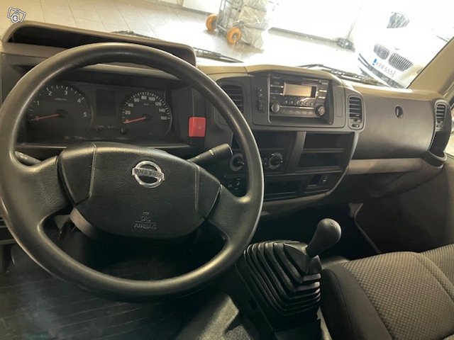 Nissan Cab Star 10