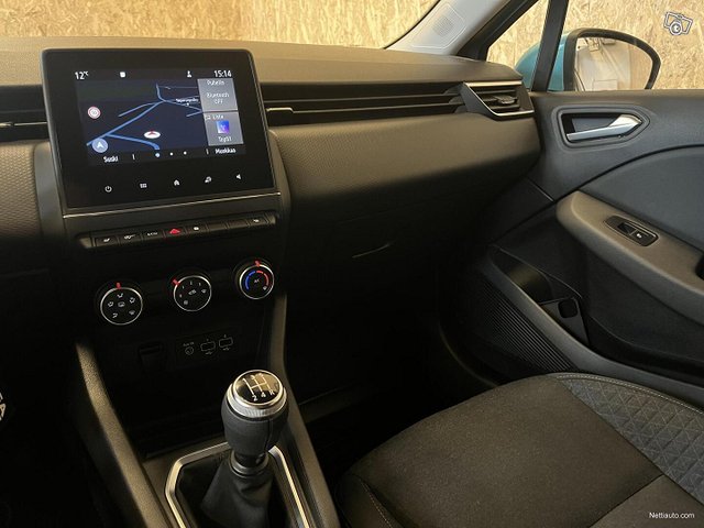 Renault Clio 18