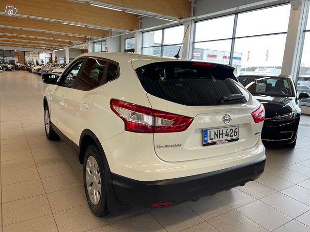 Nissan Qashqai 4