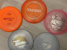 Frisbeegolf kiekkoja, Pelit ja muut harrastukset, Vantaa, Tori.fi Frisbeegolf kiekkoja, Pelit ja muut harrastukset, Vantaa, Tori.fi
