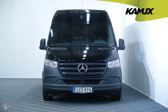 Mercedes-Benz Sprinter 18