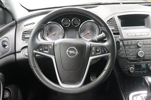 Opel Insignia 13
