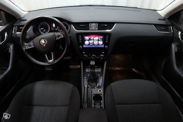 Skoda Octavia 11