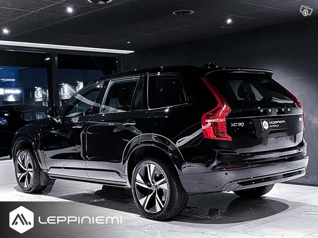 Volvo XC90 10