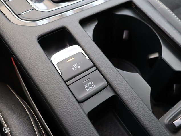 Volkswagen Passat 12