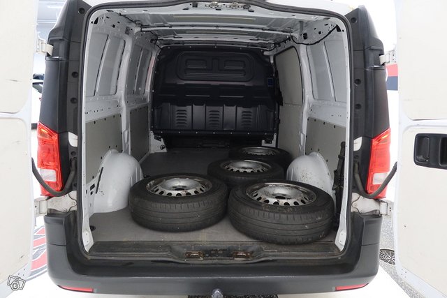 MERCEDES-BENZ VITO 8