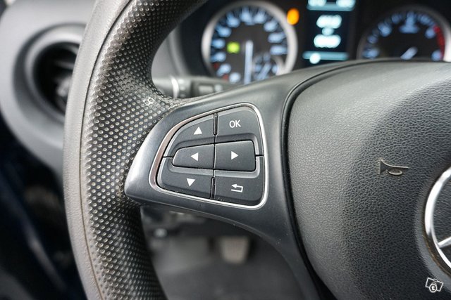 Mercedes-Benz Vito 19