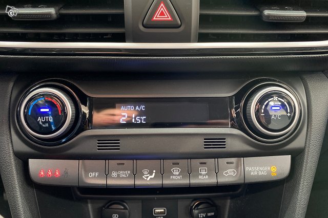 HYUNDAI KONA 17
