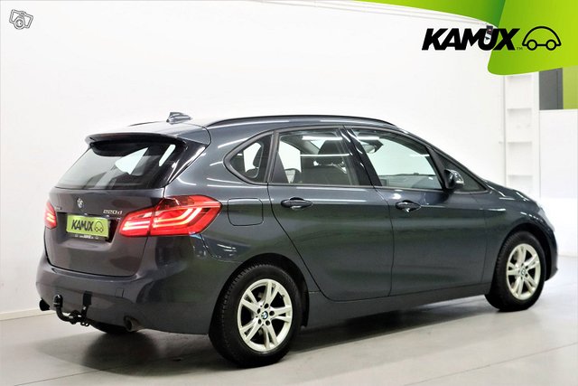 BMW 220 4