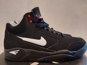 Nike Air, koko 41 varrelliset lenkkarit, Vaatteet ja kengät, Nokia, Tori.fi Nike Air, koko 41 varrelliset lenkkarit, Vaatteet ja kengät, Nokia, Tori.fi